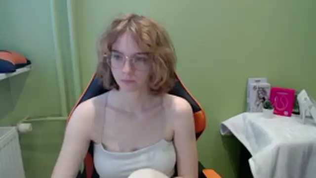 juicyPenny online show from 11-21-25, 07:29