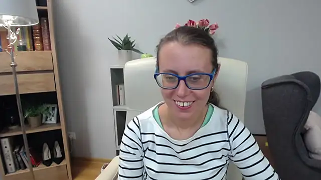 sweetxLizzy online show from 07-15-26, 04:51