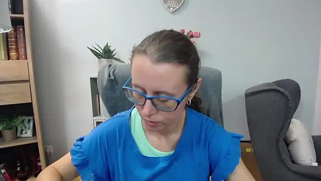 sweetxLizzy online show from 07-23-26, 04:43