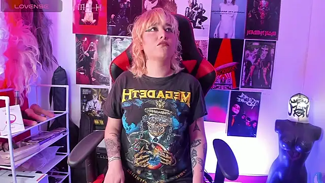 mistresscrowley666 online show from 06-26-26, 07:07