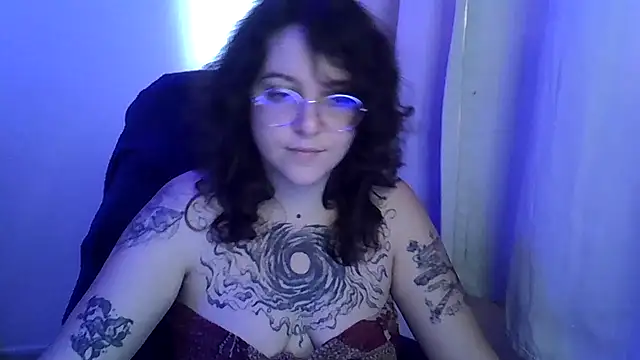 Blue Liz online show from 10-15-25, 06:52