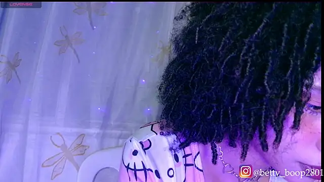 bettyboo2801 online show from 02-12-26, 02:28