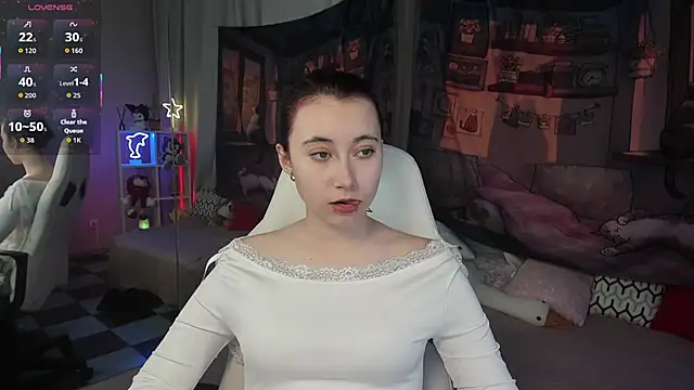 ClaraParks online show from 10-27-25, 10:03