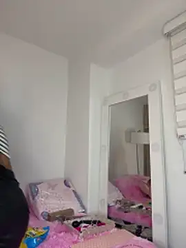  Zahara  online show from 12-22-25, 12:07