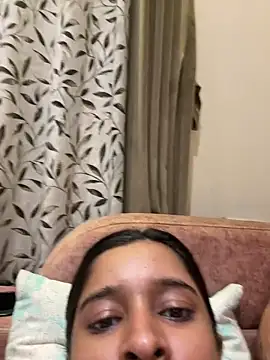 desitease online show from 10-26-25, 01:39