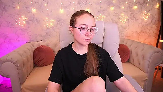 ArrinaWairr online show from 02-20-26, 08:38