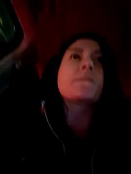 Snapshot of SaraViss20 chatting on 12-05-25, 09:00 SaraViss20 online show from 12-05-25, 09:00