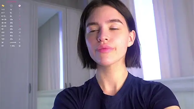 EleneButton online show from 04-09-26, 01:16