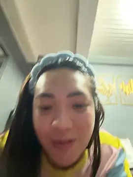 Snapshot of seductiveyumeko69 chatting on 10-23-25, 02:38 seductiveyumeko69 online show from 10-23-25, 02:38