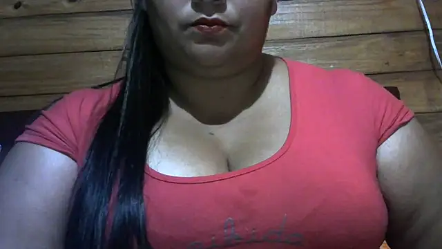 Snapshot of MARRENTINHA34 chatting on 06-21-26, 08:55 MARRENTINHA34 online show from 06-21-26, 08:55