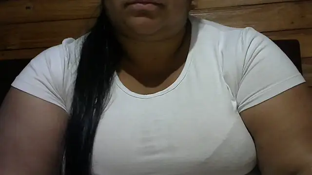 Snapshot of MARRENTINHA34 chatting on 07-01-26, 03:34 MARRENTINHA34 online show from 07-01-26, 03:34