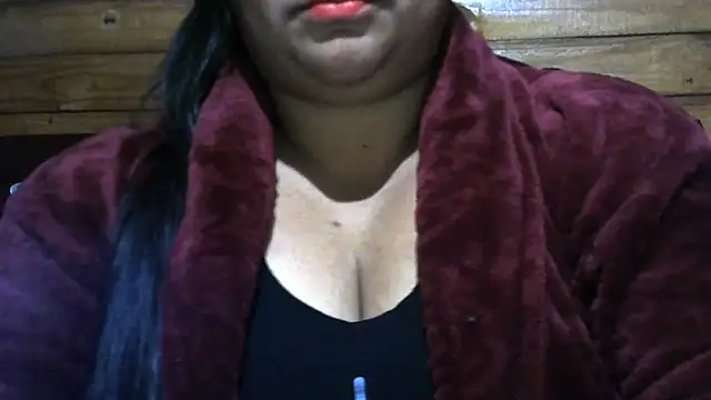 Snapshot of MARRENTINHA34 chatting on 07-08-26, 12:37 MARRENTINHA34 online show from 07-08-26, 12:37