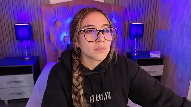 Bonnali lune online show from 02-19-26, 07:32