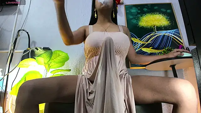 Snapshot of LatinaCOCKSlayer_xx chatting on 07-25-26, 06:22 LatinaCOCKSlayer xx online show from 07-25-26, 06:22