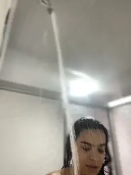 JuanitaMore01 online show from 12-21-25, 08:27