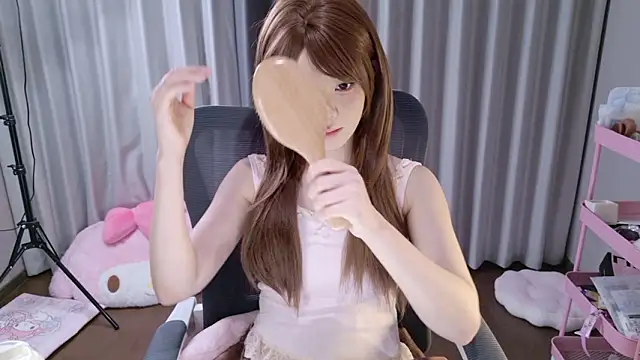 EnEn xiaobao online show from 02-20-26, 12:38