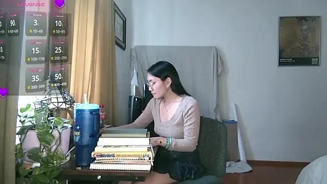 Snapshot of yuzhara chatting on 06-10-26, 06:18 yuzhara online show from 06-10-26, 06:18
