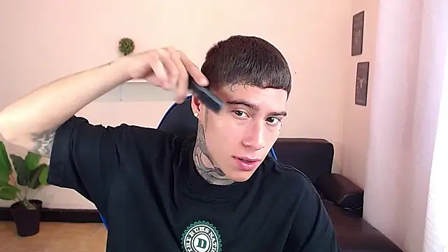 setthomas online show from 11-18-25, 02:54