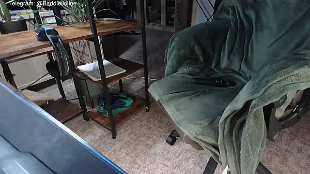 Snapshot of BaddieJoline chatting on 01-12-26, 05:51 BaddieJoline online show from 01-12-26, 05:51