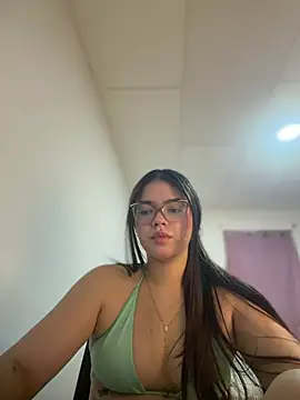 Valentina2390 online show from 07-18-26, 03:00