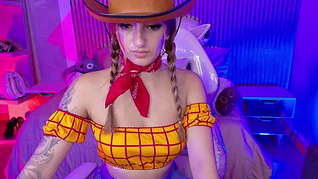 Snapshot of _aitana_001 chatting on 11-29-25, 08:45 aitana 001 online show from 11-29-25, 08:45