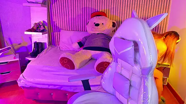  aitana 001 online show from 12-18-25, 07:42