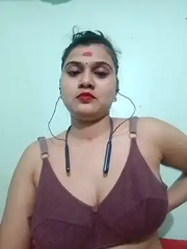Kavya-Tiwari online show from 11-10-25, 06:51