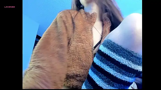 Mia Victoria22 online show from 05-13-26, 02:09