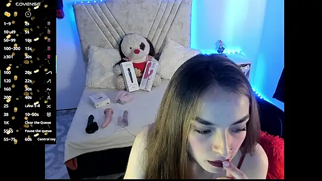 Mia Victoria22 online show from 05-25-26, 04:13