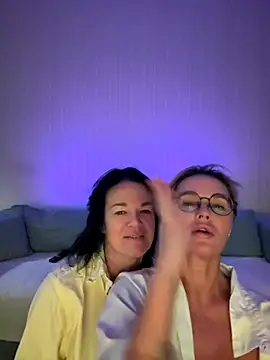 PleasureWeCouple online show from 10-18-25, 04:08