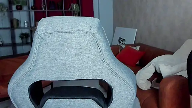 SakuraBliss online show from 11-08-25, 05:34