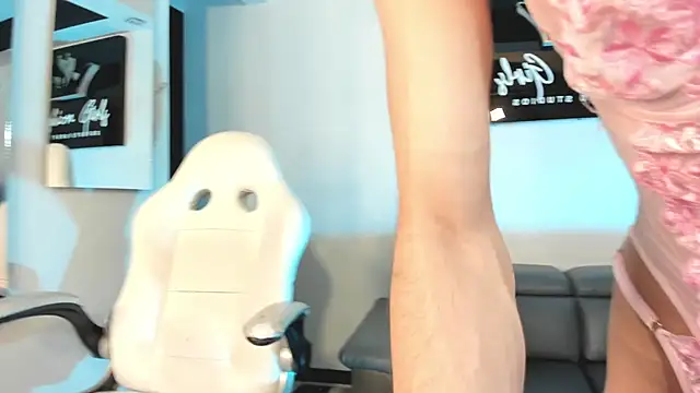 Snapshot of AdharaSweet1_ chatting on 10-31-25, 12:22 AdharaSweet1 online show from 10-31-25, 12:22