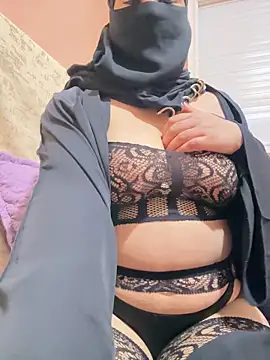 Snapshot of _Laiali_ chatting on 11-07-25, 11:54 Laiali online show from 11-07-25, 11:54