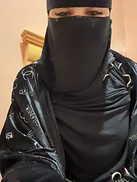 Snapshot of _Laiali_ chatting on 01-06-26, 12:14 Laiali online show from 01-06-26, 12:14