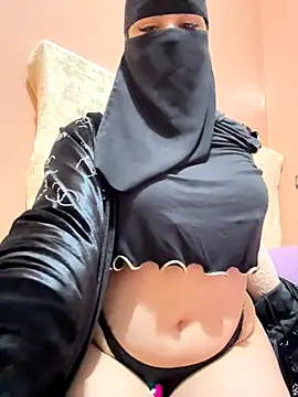 Snapshot of _Laiali_ chatting on 01-06-26, 01:59 Laiali online show from 01-06-26, 01:59