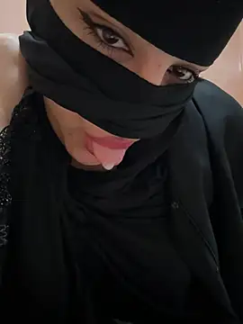 Snapshot of _Laiali_ chatting on 02-22-26, 09:24 Laiali online show from 02-22-26, 09:24