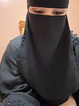 Snapshot of _Laiali_ chatting on 03-23-26, 03:16 Laiali online show from 03-23-26, 03:16