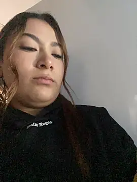 MacarenaRosse online show from 11-30-25, 08:24