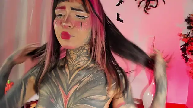 Nickidoll66- online show from 10-18-25, 05:21