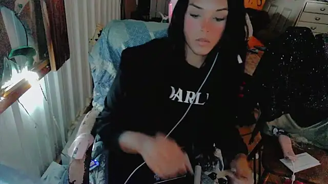 HTXBBY3130 online show from 11-03-25, 04:36