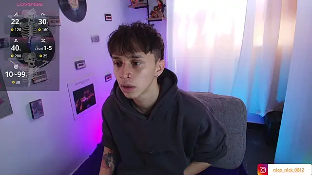 Snapshot of Nick_Bangover_ chatting on 10-06-25, 05:43 Nick Bangover  online show from 10-06-25, 05:43