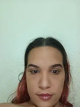 Snapshot of Carolinagarcia12345 chatting on 07-15-26, 05:12 Carolinagarcia12345 online show from 07-15-26, 05:12