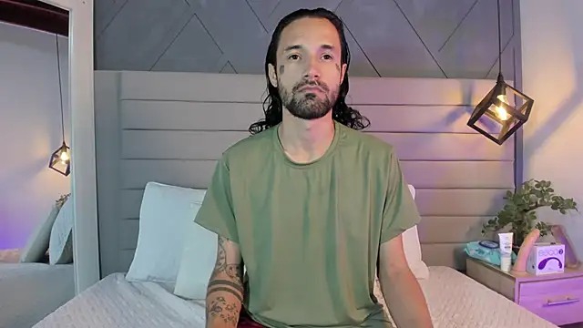 Hisoka 011 online show from 11-02-25, 12:07