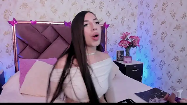 Eva Alzair online show from 12-20-25, 07:10