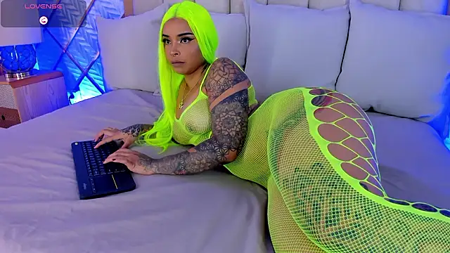 cocoamore online show from 02-09-26, 11:36