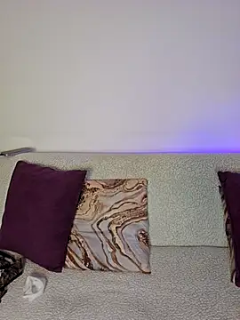 AliishaPss online show from 01-11-26, 07:41