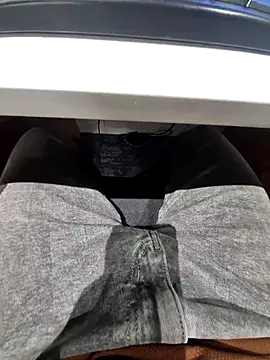 YoursThickDick online show from 04-28-26, 06:29