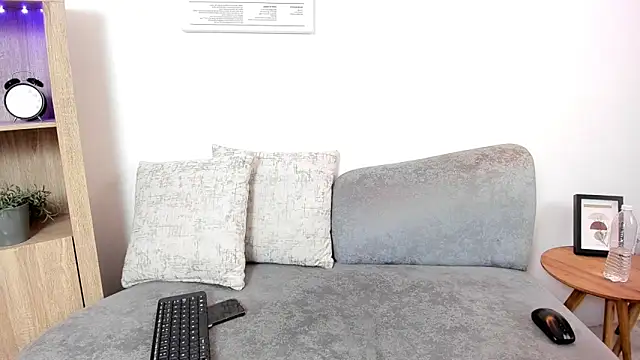 Snapshot of Honeymoon_sariel chatting on 10-02-25, 07:43 Honeymoon sariel online show from 10-02-25, 07:43