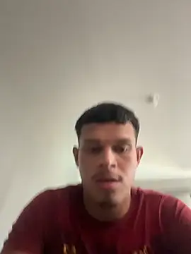 Snapshot of CHARLY-- chatting on 11-11-25, 10:10 CHARLY-- online show from 11-11-25, 10:10