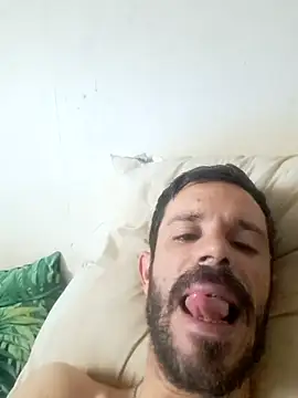 Snapshot of lolo7121 chatting on 09-09-25, 06:35 lolo7121 online show from 09-09-25, 06:35